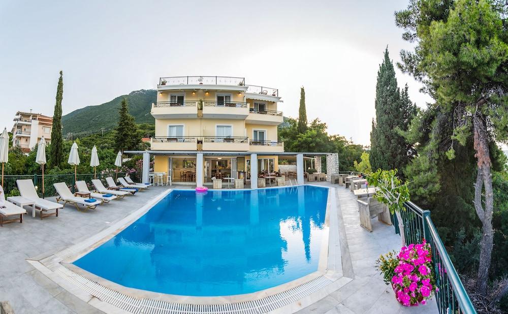 Aliki Hotel 니키아나 외부 사진
